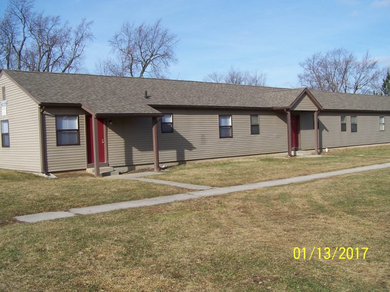 COUNTRY VIEW ESTATES. REESE & 8th STS.. Shawnee Properties